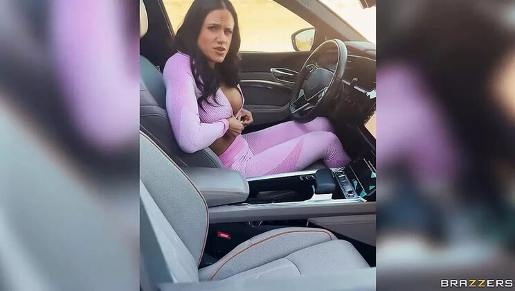 Penny Barber koca sikle vahşice sikerken kuduruyor